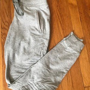 Alo Yoga- Urban Moto Sweatpant